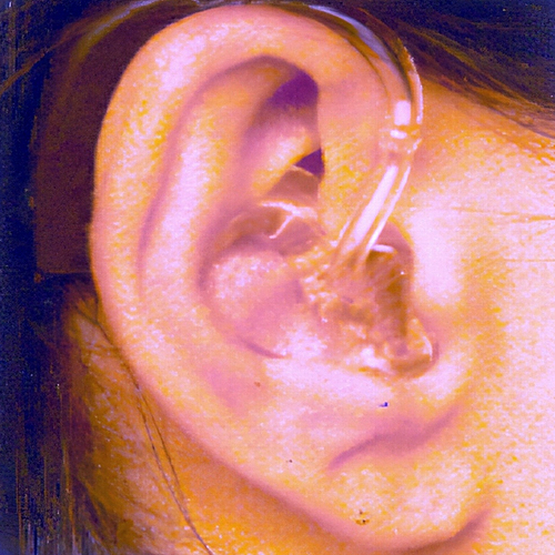 BTE (Behind The Ear) hearing aid example